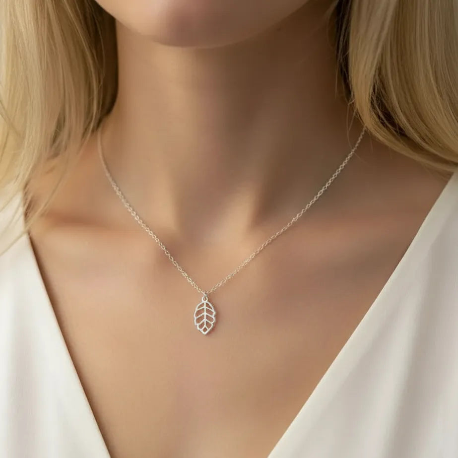 Salvatori Paris Sterling Silver Silver Maple Leaf Pendant Necklace