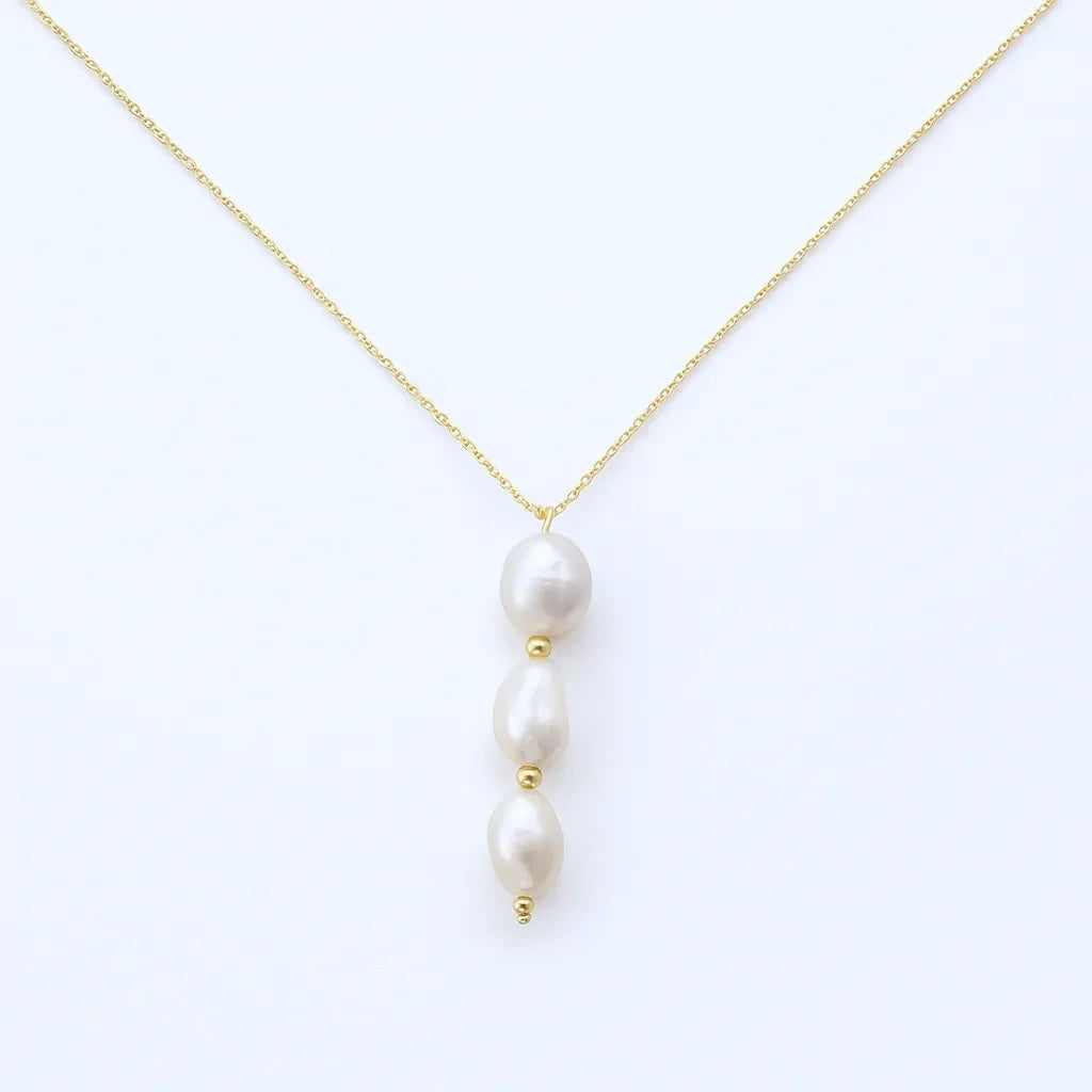 Salvatori Paris Lueur d’Or Triple Drop Pearl Pendant Necklace