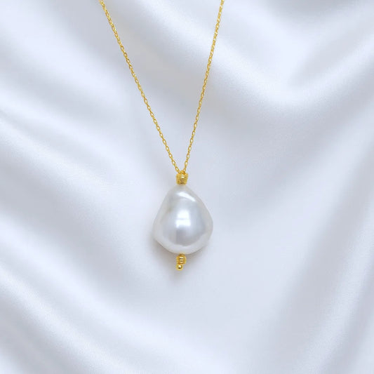Salvatori Paris Lys Doré Single Large Baroque Pearl Necklace