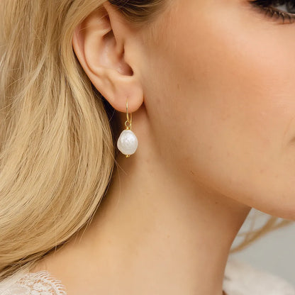 Salvatori Paris Clair de Rêve Baroque Hook Pearl Earrings