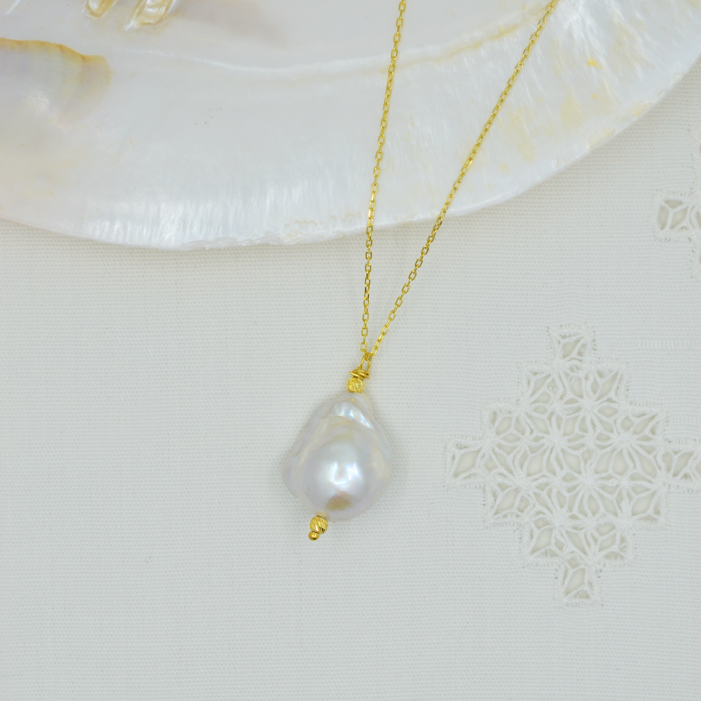 Salvatori Paris Lys Doré Single Large Baroque Pearl Necklace