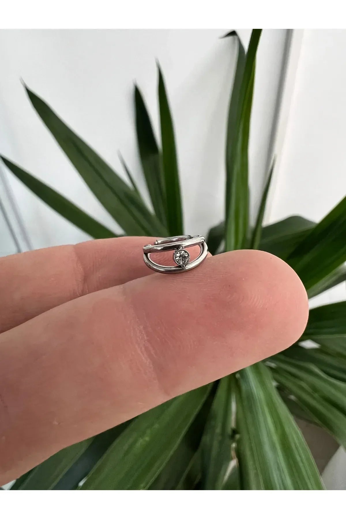 Salvatori Paris Crystal Double Nose Clicker Piercing