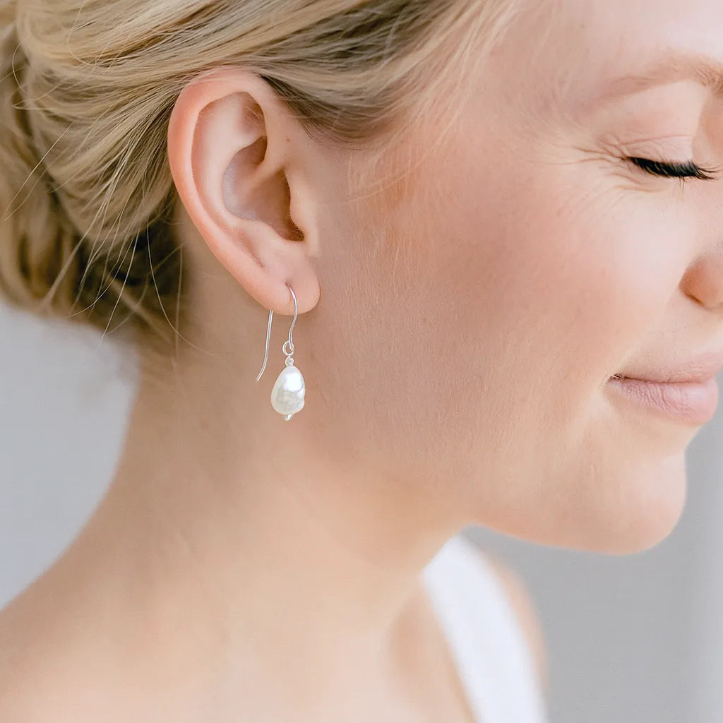 Salvatori Paris Clair de Rêve Baroque Fresh Water Hook Pearl Earrings