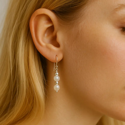 Salvatori Paris Fleur Céleste Silver Hook Pearl Earrings