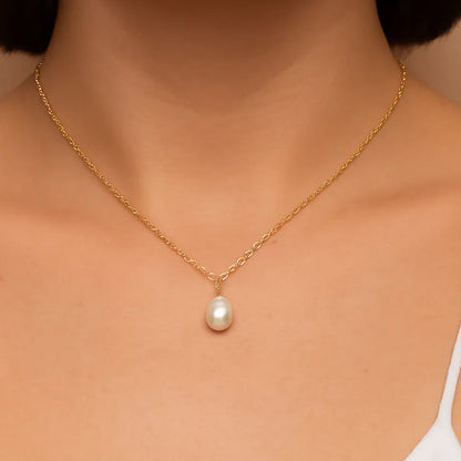 Salvatori Paris Voile d’Or Single Classic Pearl Necklace