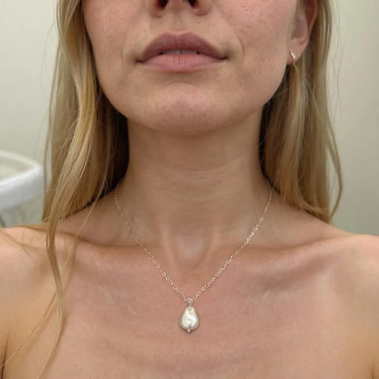 Salvatori Paris Fleur de Perle Silver Single Baroque Pearl Pendant Necklace