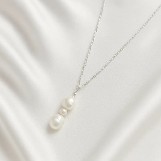 Salvatori Paris Saphire Nuit Silver Pearl Necklace