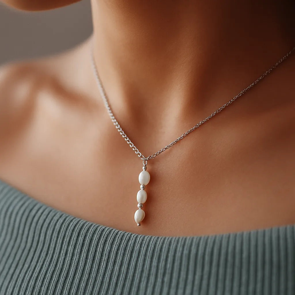 Salvatori Paris Lueur d’Or Silver Triple Drop Pearl Pendant Necklace