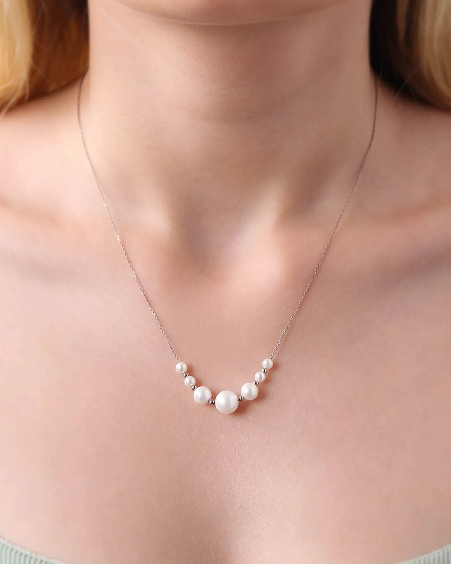 Salvatori Paris Modern Silver Layered Pearl Necklace